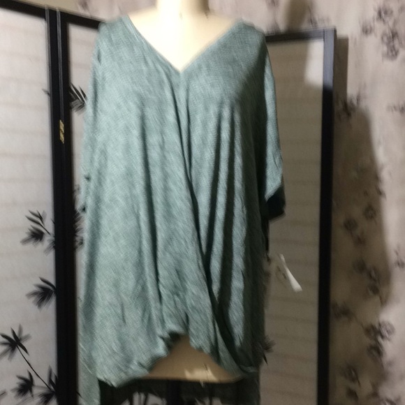 CK performance plus size T-shirt - Picture 5 of 6